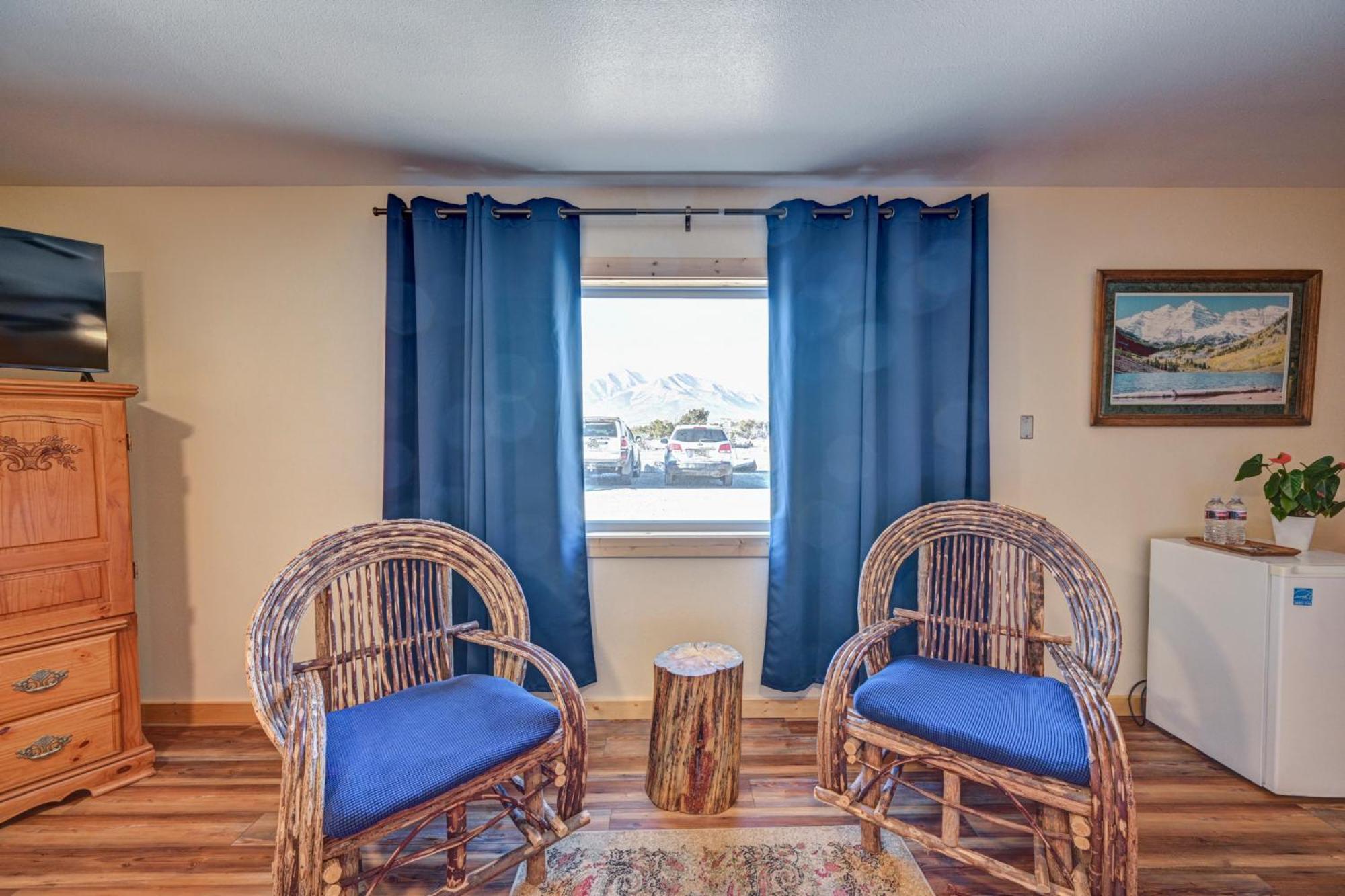 Snowy Peaks Rv Park Hotel Buena Vista Room photo