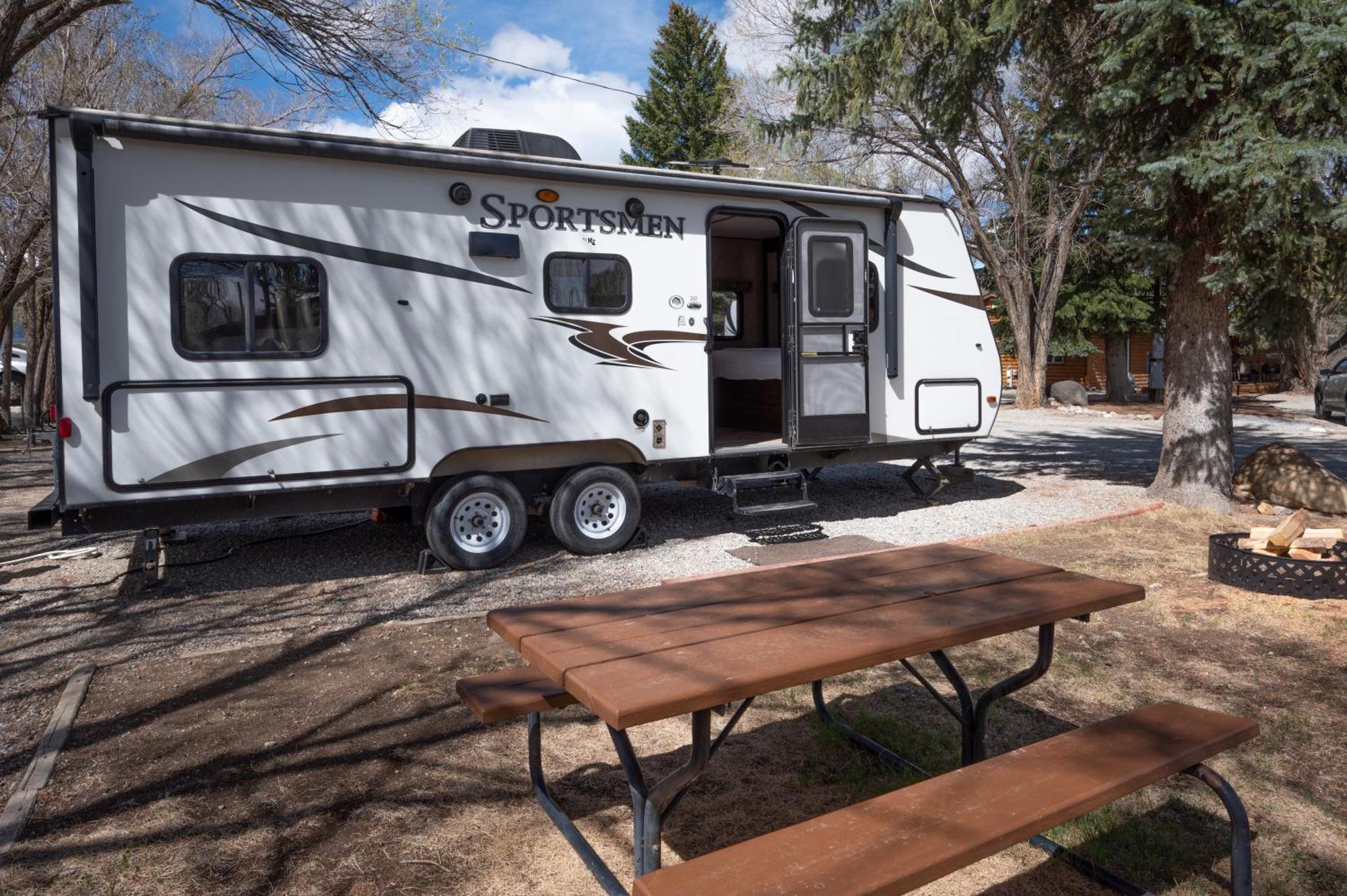 Snowy Peaks Rv Park Hotel Buena Vista Exterior photo