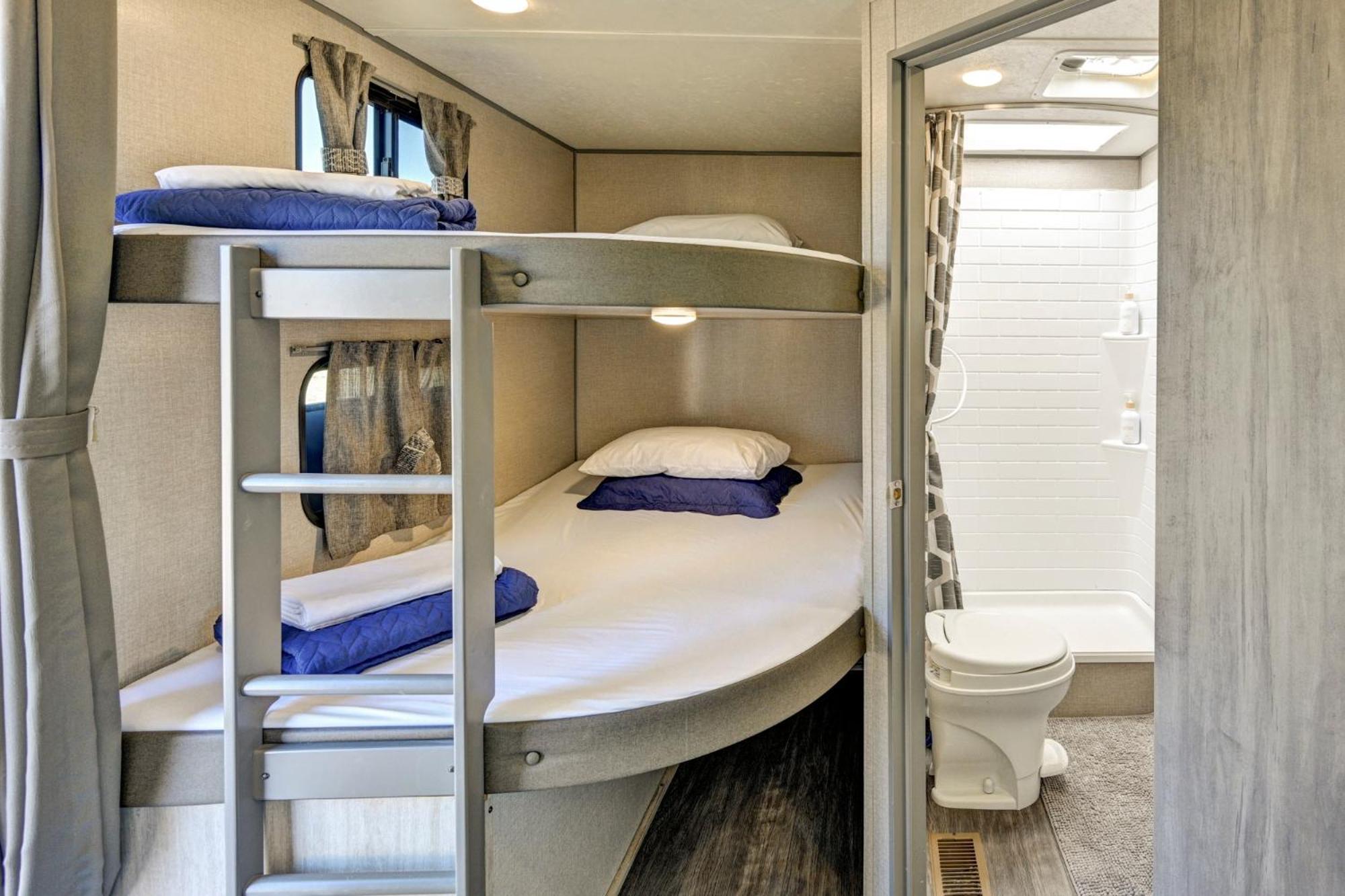 Snowy Peaks Rv Park Hotel Buena Vista Room photo